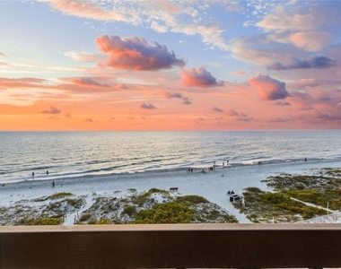 19450 Gulf Boulevard - Photo Thumbnail 2