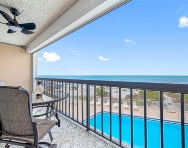 19450 Gulf Boulevard - Photo Thumbnail 8