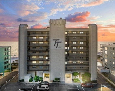 19450 Gulf Boulevard - Photo Thumbnail 3