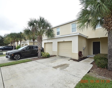 12921 Shady Fern Lane - Photo Thumbnail 34