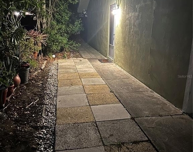 1404 N Saturn Avenue - Photo Thumbnail 29