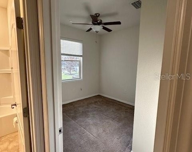 7763 Yale Harbor Drive - Photo Thumbnail 6