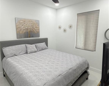 225 Bowman Avenue S - Photo Thumbnail 9