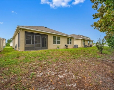 605 Blue Point Drive - Photo Thumbnail 44