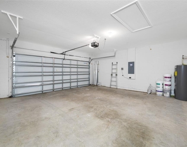605 Blue Point Drive - Photo Thumbnail 37