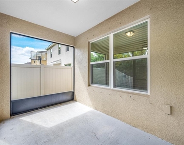 605 Blue Point Drive - Photo Thumbnail 43