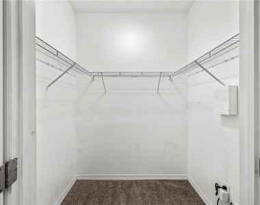 1810 E Palm Avenue - Photo Thumbnail 33