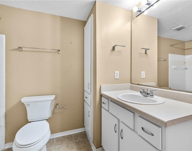 1810 E Palm Avenue - Photo Thumbnail 24