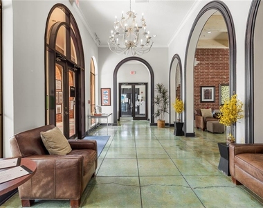1810 E Palm Avenue - Photo Thumbnail 12