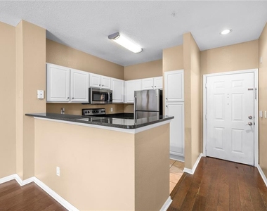 1810 E Palm Avenue - Photo Thumbnail 14