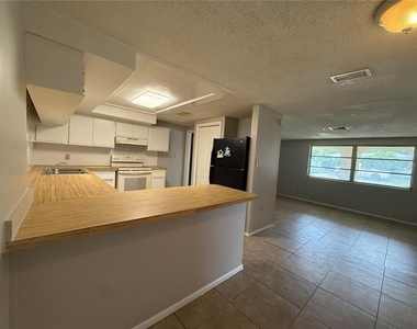 3425 Woodcock Drive - Photo Thumbnail 2