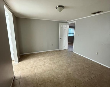 3425 Woodcock Drive - Photo Thumbnail 7