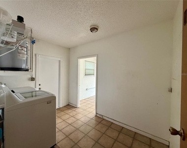 7523 Blossom Avenue - Photo Thumbnail 13