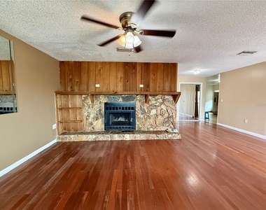 7523 Blossom Avenue - Photo Thumbnail 8