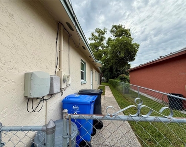7523 Blossom Avenue - Photo Thumbnail 2