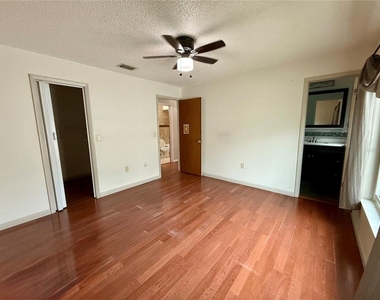 7523 Blossom Avenue - Photo Thumbnail 20