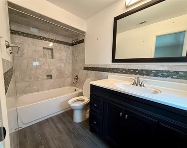 7523 Blossom Avenue - Photo Thumbnail 21