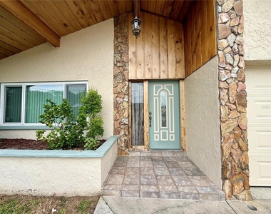 7523 Blossom Avenue - Photo Thumbnail 4