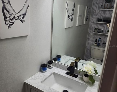 11316 Grandville Drive - Photo Thumbnail 9