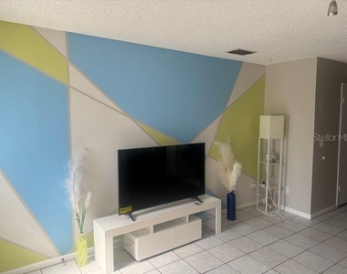 11316 Grandville Drive - Photo Thumbnail 4