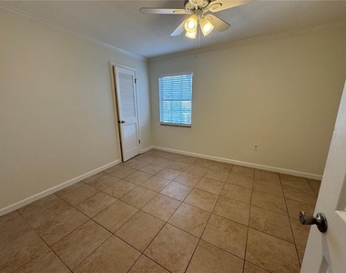 5306 W Kennedy Boulevard - Photo Thumbnail 32
