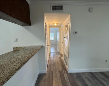 5306 W Kennedy Boulevard - Photo Thumbnail 13