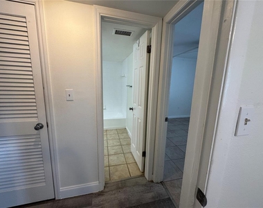 5306 W Kennedy Boulevard - Photo Thumbnail 14