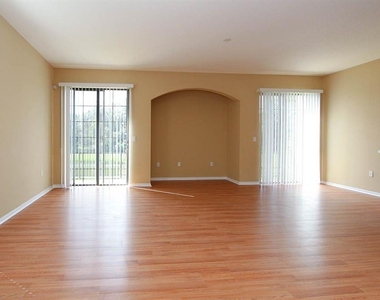 16515 Kingletridge Avenue - Photo Thumbnail 3
