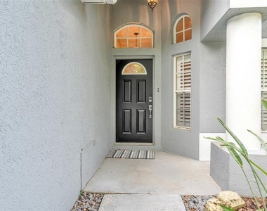 9918 Hartwell Bridge Circle - Photo Thumbnail 2