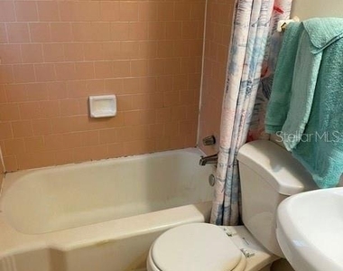 2919 Dartmouth Avenue N - Photo Thumbnail 6