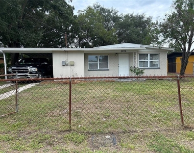 5206 S 84th Street - Photo Thumbnail 1