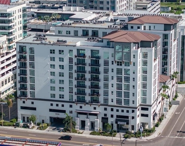 1227 E Madison Street - Photo Thumbnail 41