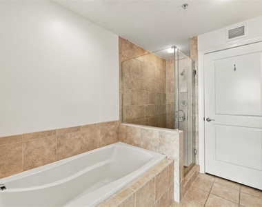 1227 E Madison Street - Photo Thumbnail 23