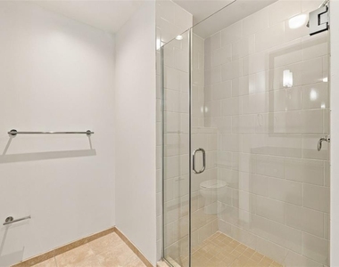 1227 E Madison Street - Photo Thumbnail 29