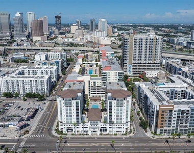 1227 E Madison Street - Photo Thumbnail 44