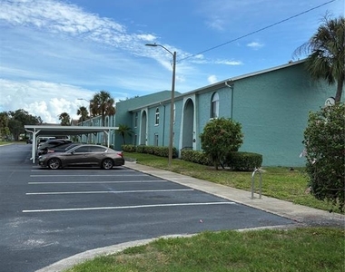 394 115th Avenue N - Photo Thumbnail 2
