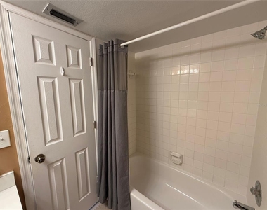 208 Cypress Court - Photo Thumbnail 19