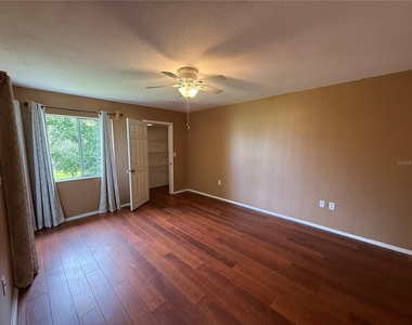 208 Cypress Court - Photo Thumbnail 9