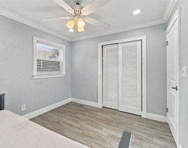 5143 Newton Avenue S - Photo Thumbnail 12