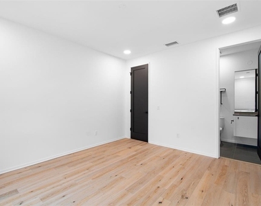 94 W Davis Blvd. - Photo Thumbnail 48