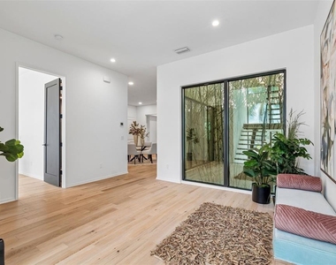 94 W Davis Blvd. - Photo Thumbnail 24