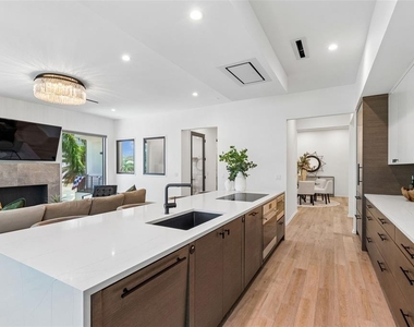 94 W Davis Blvd. - Photo Thumbnail 40