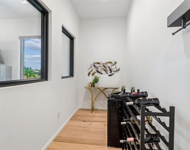 94 W Davis Blvd. - Photo Thumbnail 34