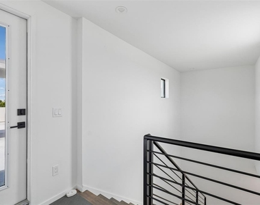 94 W Davis Blvd. - Photo Thumbnail 54