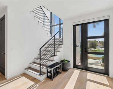 94 W Davis Blvd. - Photo Thumbnail 11