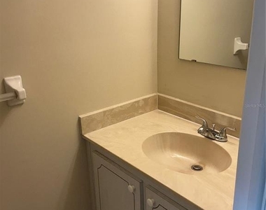 4710 Bay Street Ne - Photo Thumbnail 17