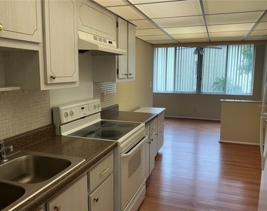 4710 Bay Street Ne - Photo Thumbnail 5