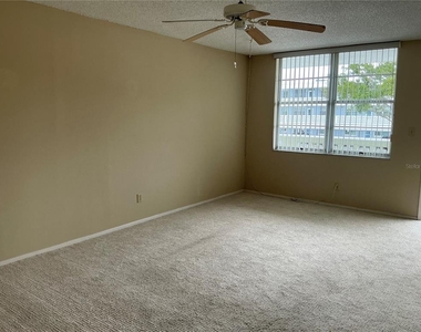 4710 Bay Street Ne - Photo Thumbnail 10