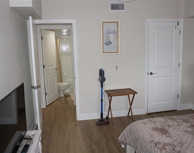 300 64th Avenue - Photo Thumbnail 17