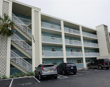 300 64th Avenue - Photo Thumbnail 7